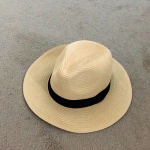 Straw hat